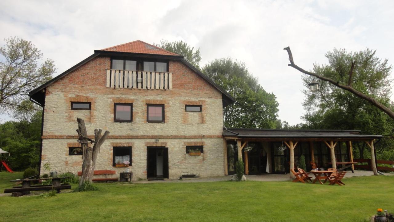 Domki Nad Pilica Krzetow Luaran gambar